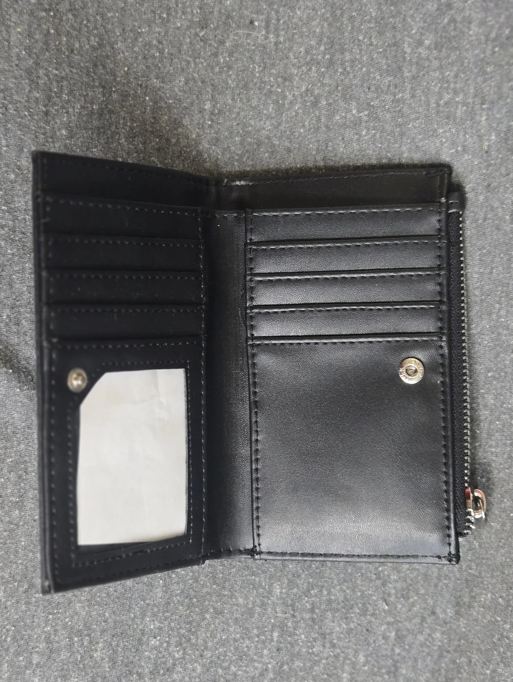 Black Heart Ring Zip Card Wallet - Unbranded NWOT